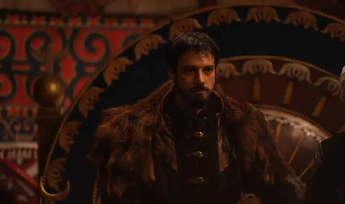 Ekranların sevilen ismi Mert Yazıcıoğlu uzun süren sessizliğini bozarak yeni