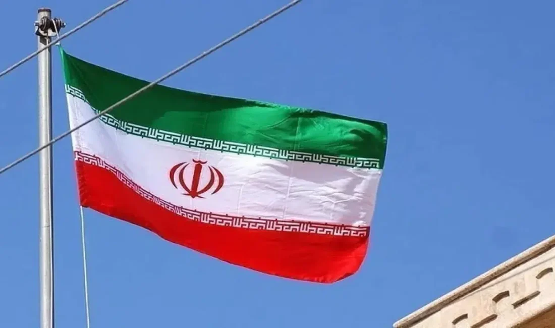 Eski oyuncu ve yardım gönüllüsü Gamze Özçelik ile dünya evine