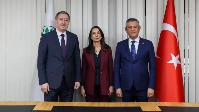 CHP Genel Başkanı Özgür Özel, Bursa Büyükşehir Belediye Başkanı Mustafa