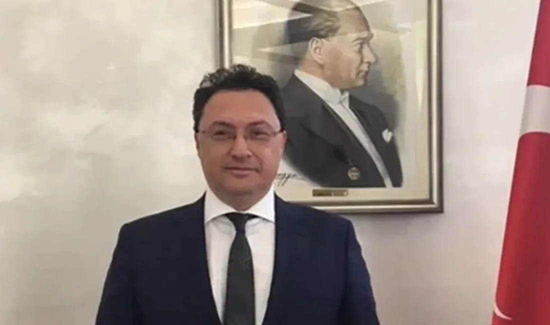 Dışişleri Bakanlığı bünyesinde yürüttüğü kritik görevlerle tanınan ve diplomasi dünyasının