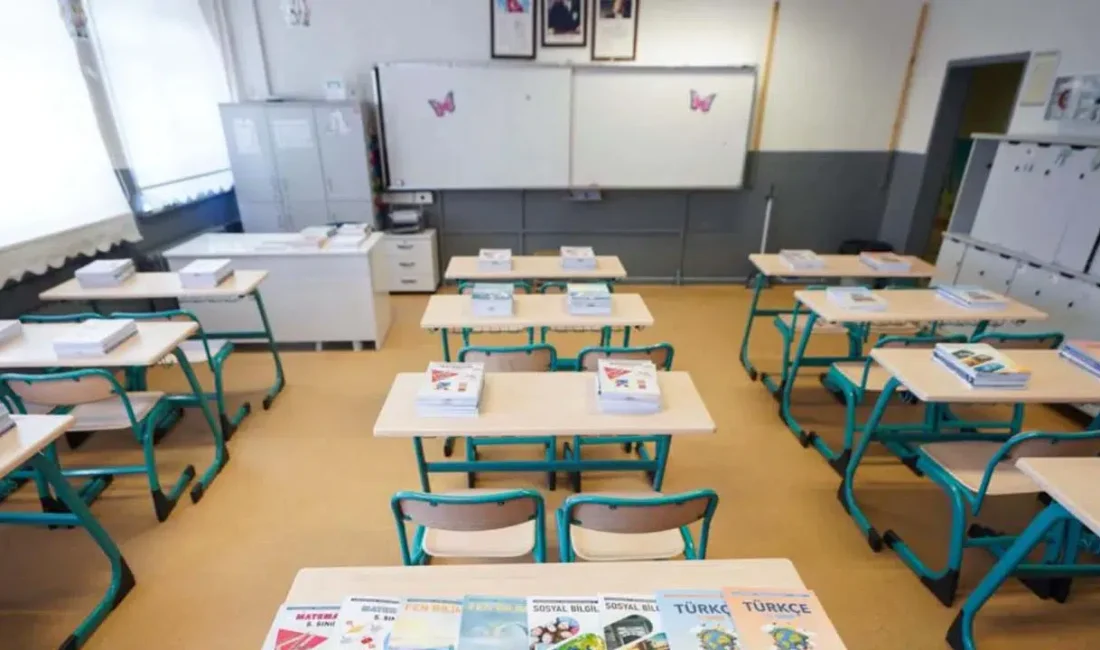 Bursa’da milyonlarca öğrenci ve velinin gözü kulağı resmi makamlardan gelecek