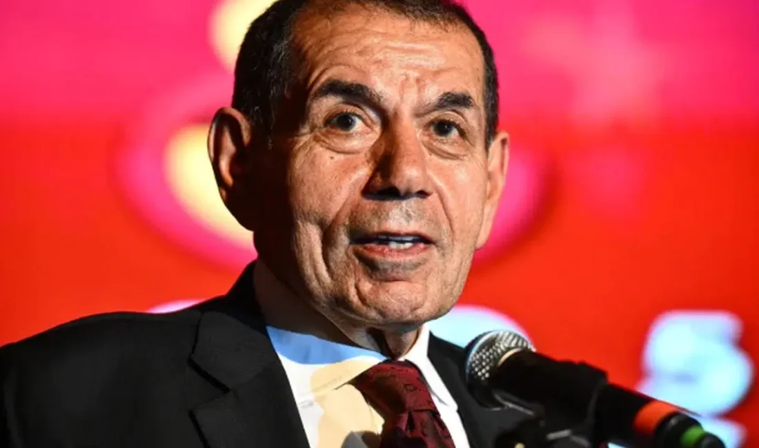 Galatasaray Başkanı Dursun Özbek, sarı-kırmızılı camianın divan kurulu toplantısında gerçekleştirdiği