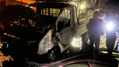 Çorum’un Alaca ilçesinde park halindeki bir kamyonette başlayan yangın, kısa