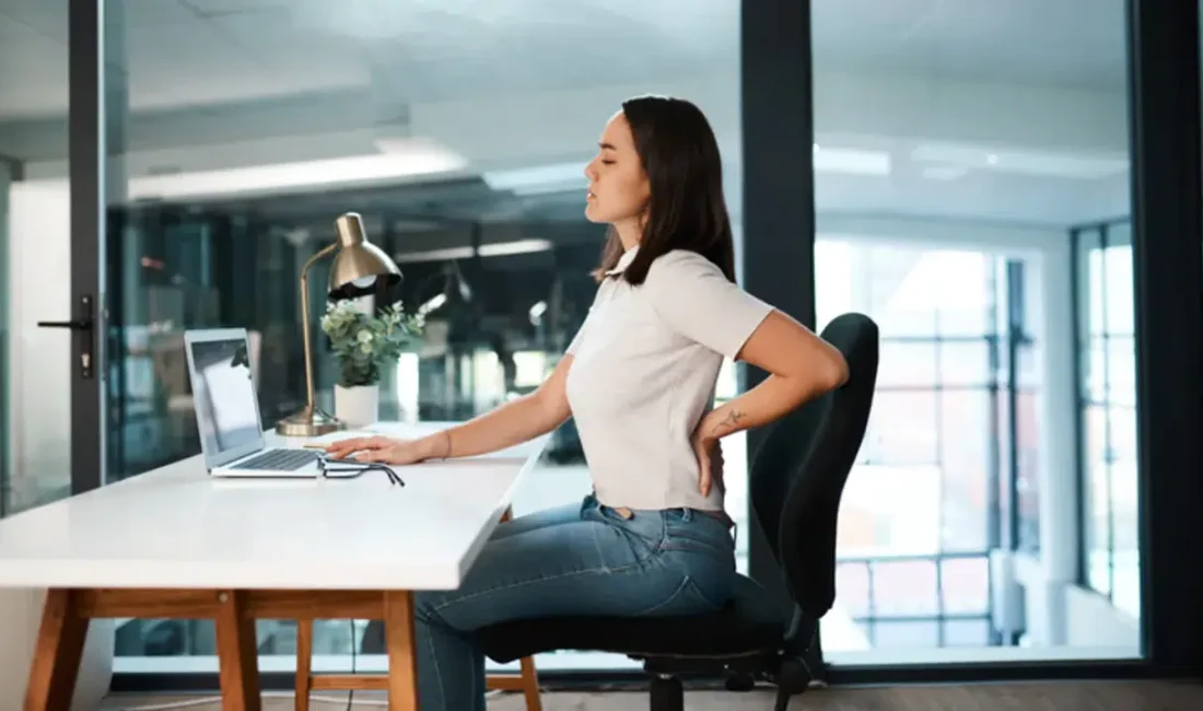 Günlük yaşamın stresi ve yoğun iş temposuyla ilişkilendirilen sırt ağrıları,