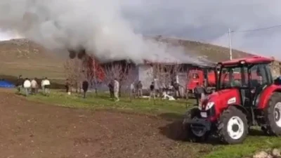 Kars’ın Digor ilçesinde aniden yükselen alevler bir ailenin yuvasını küle