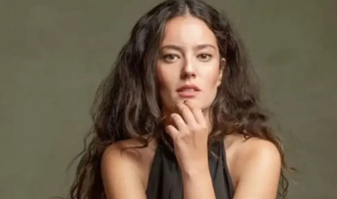 Pelin Akil, Anıl Altan ile sekiz yıllık evliliğini noktalamasının ardından