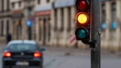 Her gün milyonlarca sürücünün ve yayanın uymak zorunda olduğu trafik