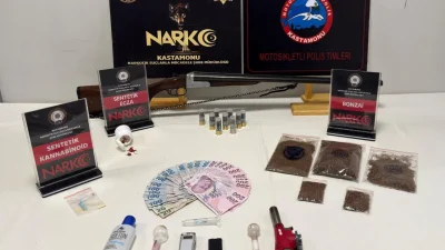 Kastamonu İl Emniyet Müdürlüğü ekiplerinin titiz çalışmaları sonucunda gerçekleştirilen iki