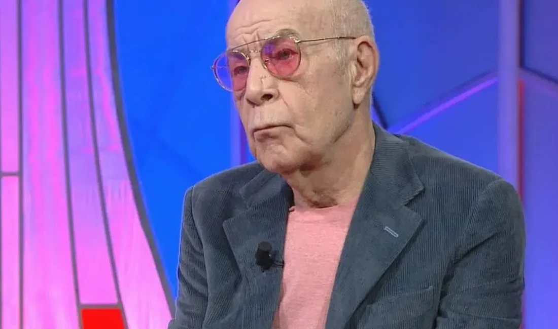 Türk müziğinin efsane gruplarından MFÖ’nün usta sanatçısı Mazhar Alanson’un sosyal