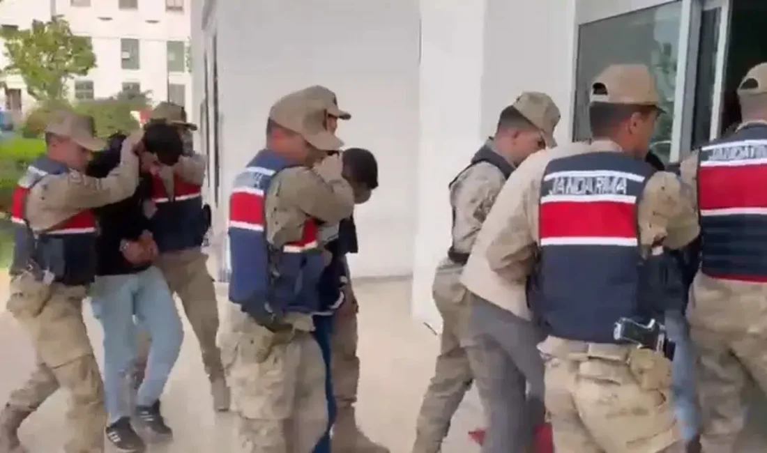 Hatay’ın Kırıkhan ilçesinde jandarma ekiplerinin titiz takibi sonucu teknoloji hırsızlığı