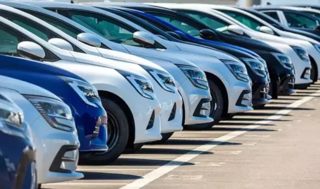 Otomobil piyasasında yaşanan fiyat değişimleri sonrasında yeni bir araç satın