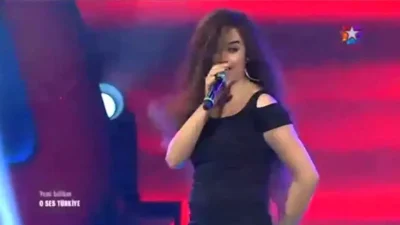 O Ses Türkiye yarışmasında sergilediği etkileyici performansla hafızalara kazınan ve