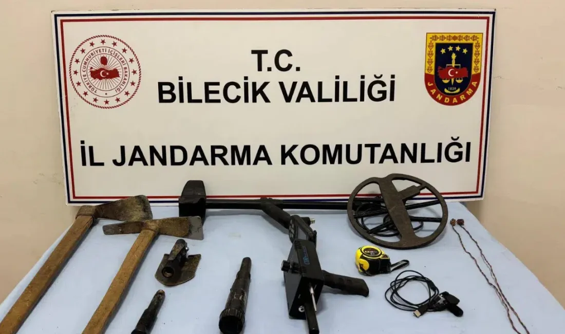 Bilecik’te kaçak kazı yaparak tarihi dokuya zarar vermek isteyen 3