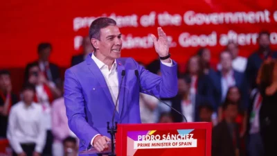 İspanya Başbakanı Pedro Sanchez katıldığı kritik bir toplantıda dünya gündemine