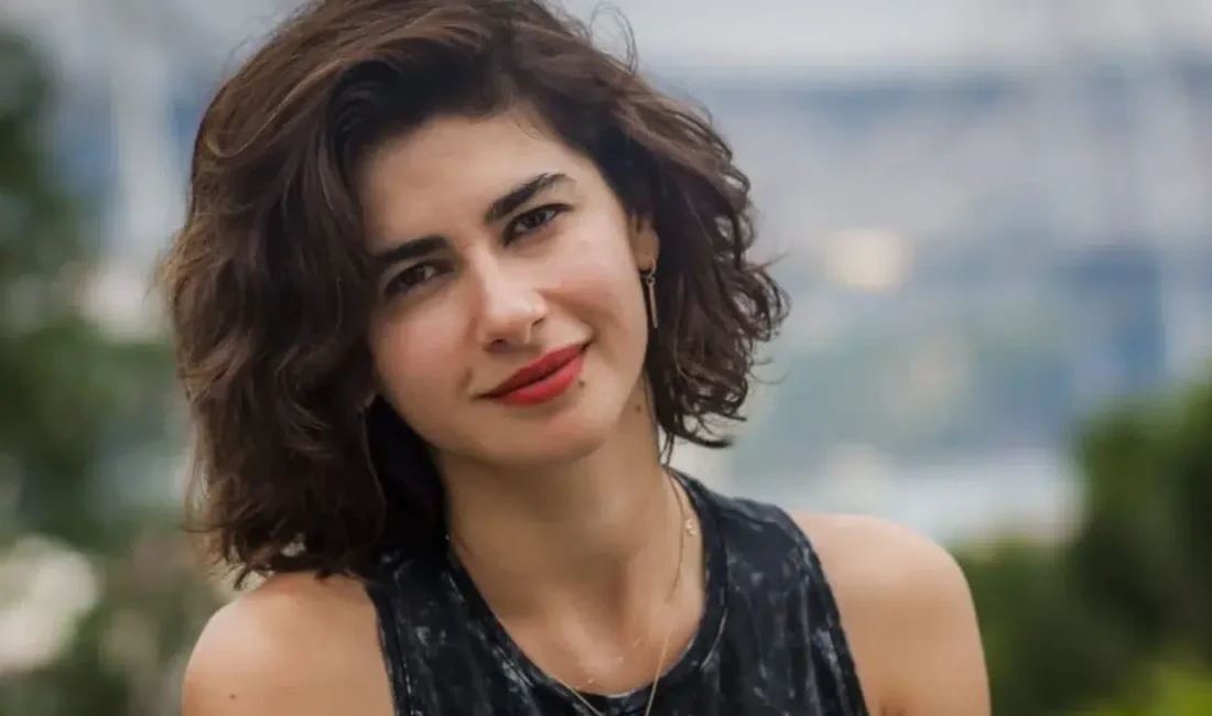 Ekranların sevilen ismi Nesrin Cavadzade, uzun süredir merakla beklenen yeni