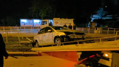 Antalya’nın Muratpaşa ilçesinde gece saatlerinde yaşanan korkunç kazada 1.5 promil