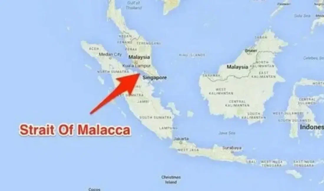 Küresel ticaretin en hayati damarlarından biri olarak kabul edilen Malakka