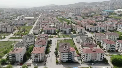 İzmir emlak piyasası 2026 yılında adeta alev alırken, şehir genelinde