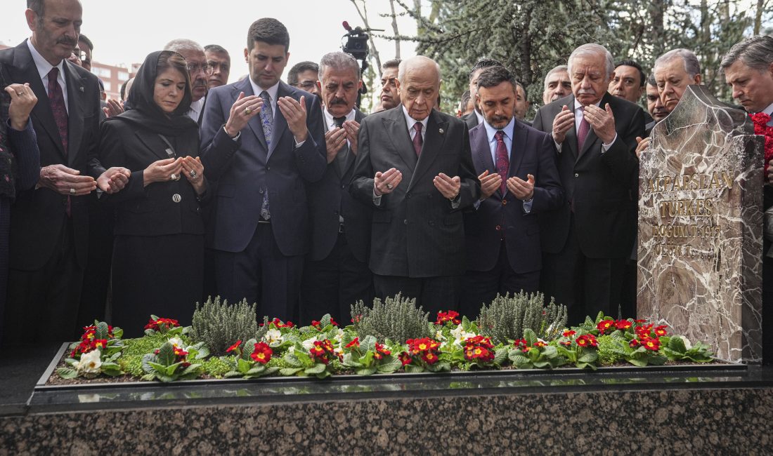 MHP Genel Başkanı Devlet Bahçeli, Ülkücü hareketin kurucu lideri Alparslan