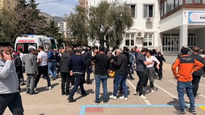 Kahramanmaraş Ayser Çalık Ortaokulu’nda bugün yaşanan silahlı saldırı haberi tüm