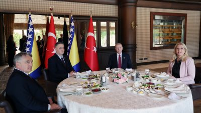 Antalya Diplomasi Forumu’nda dünya liderlerini ağırlayan Cumhurbaşkanı Recep Tayyip Erdoğan,