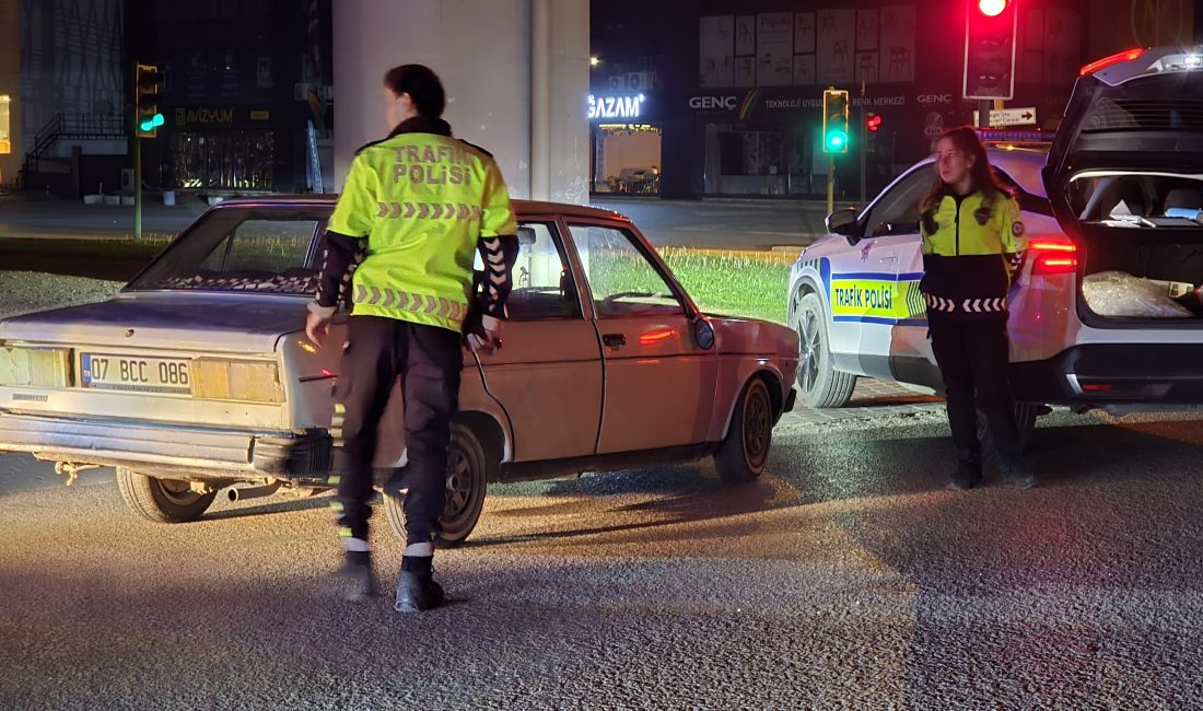 Bursa’nın İnegöl ilçesinde polisin “dur” ihtarına uymayarak kilometrelerce kaçan alkollü