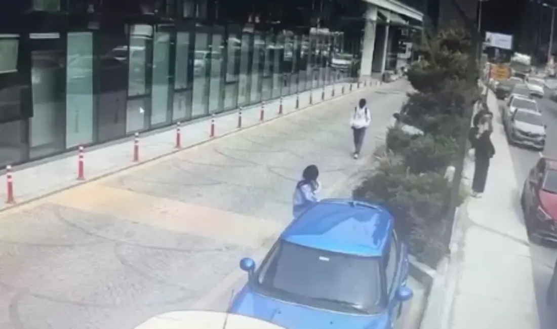 İstanbul Kağıthane’de aracına bindiği sırada maskeli bir saldırganın bıçaklı tehdidiyle