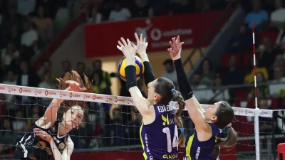 Voleybol Vodafone Sultanlar Ligi’nde şampiyonluk kupasının sahibini bulacağı dev final