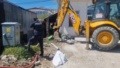 Kütahya’nın Domaniç ilçesinde bir işletmeye ait depoda yükselen alevler paniğe