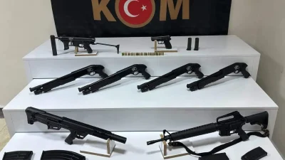 Elazığ İl Emniyet Müdürlüğü ekiplerinin silah ticaretini önlemek amacıyla yürüttüğü