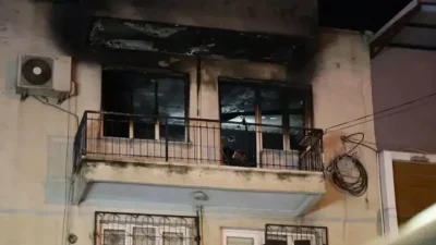 İzmir’in Bornova ilçesinde gece saatlerinde bir ikamette çıkan yangın büyük