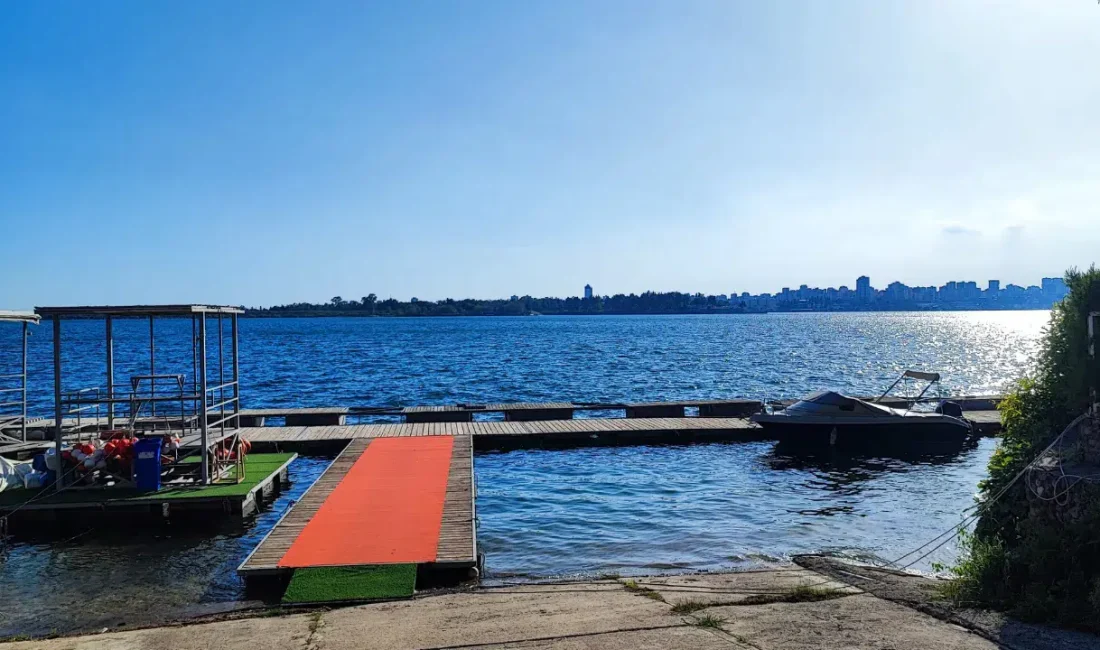 Adana’da arkadaşlarıyla basketbol oynadıktan sonra serinlemek amacıyla Seyhan Baraj Gölü’ne