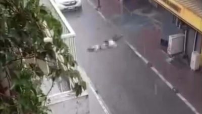 İzmir’de sağanak yağış sırasında su birikintisine basarak elektrik akımına kapılan