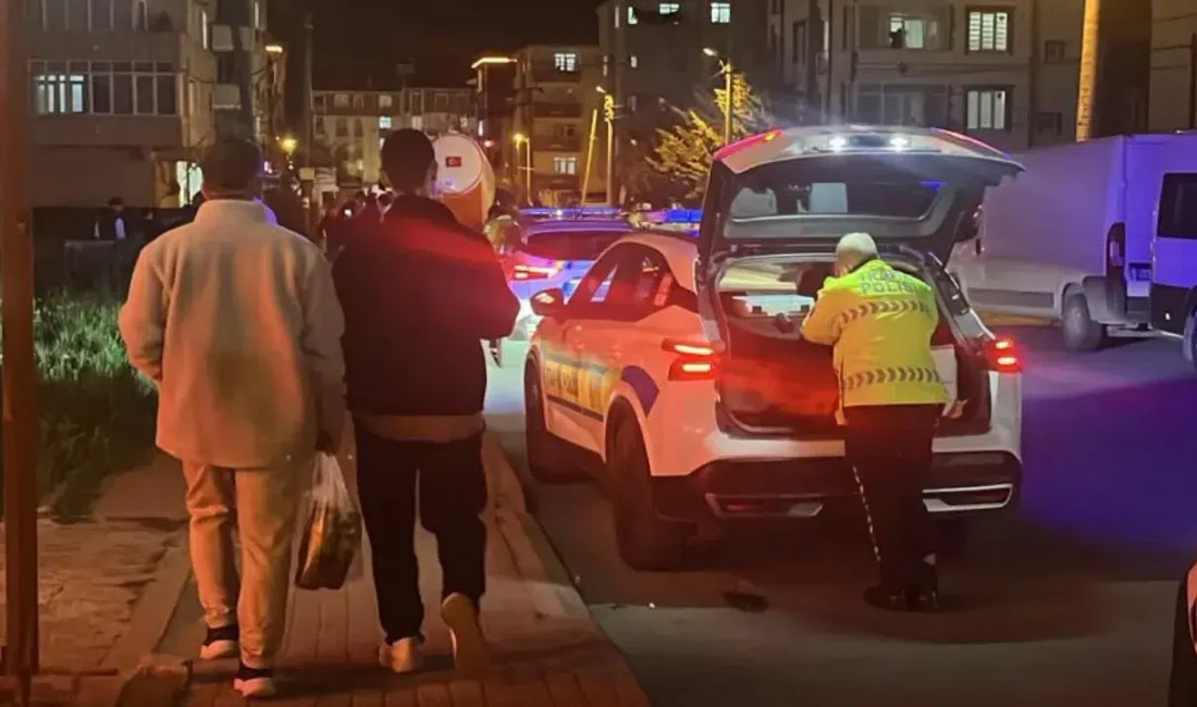 Tekirdağ’ın Kapaklı ilçesinde otomobil ile toplu taşıma aracının çarpışması sonucu