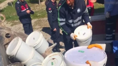 Aksaray’da jandarma ekiplerinin gerçekleştirdiği başarılı operasyon sonucunda bir kamyonda ele