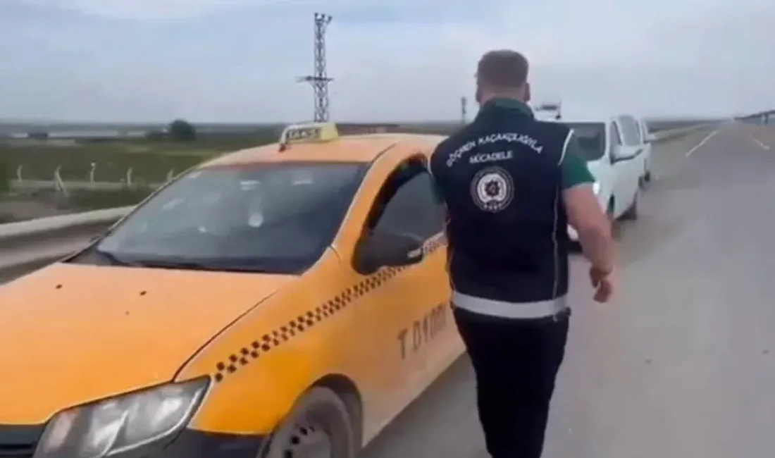 Hatay’da düzenlenen operasyonda ticari taksilerle yasa dışı geçiş sağlayan organizatörlere