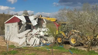 İnegöl Belediyesi kaçak yapıyla mücadele kapsamında 2024 yılından bu yana