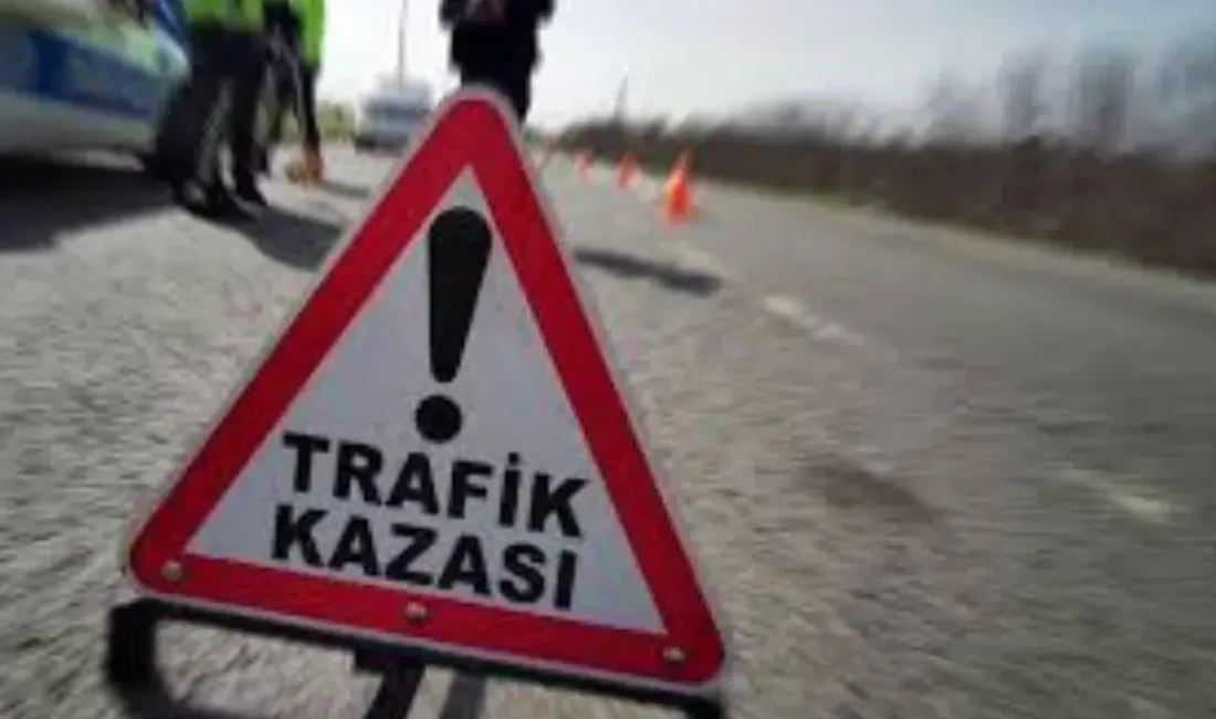 Afyonkarahisar’da seyir halindeyken bir anda kontrolden çıkan motosikletin yol ortasında