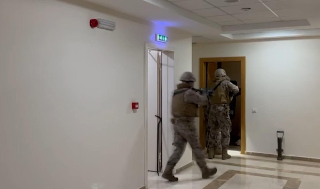 İstanbul’da terör örgütü DAEŞ’e yönelik yürütülen geniş çaplı operasyonda 17