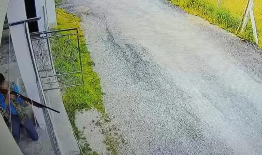 Malatya’nın Yeşilyurt ilçesinde aralarında husumet bulunan komşusuna, eşine ve henüz