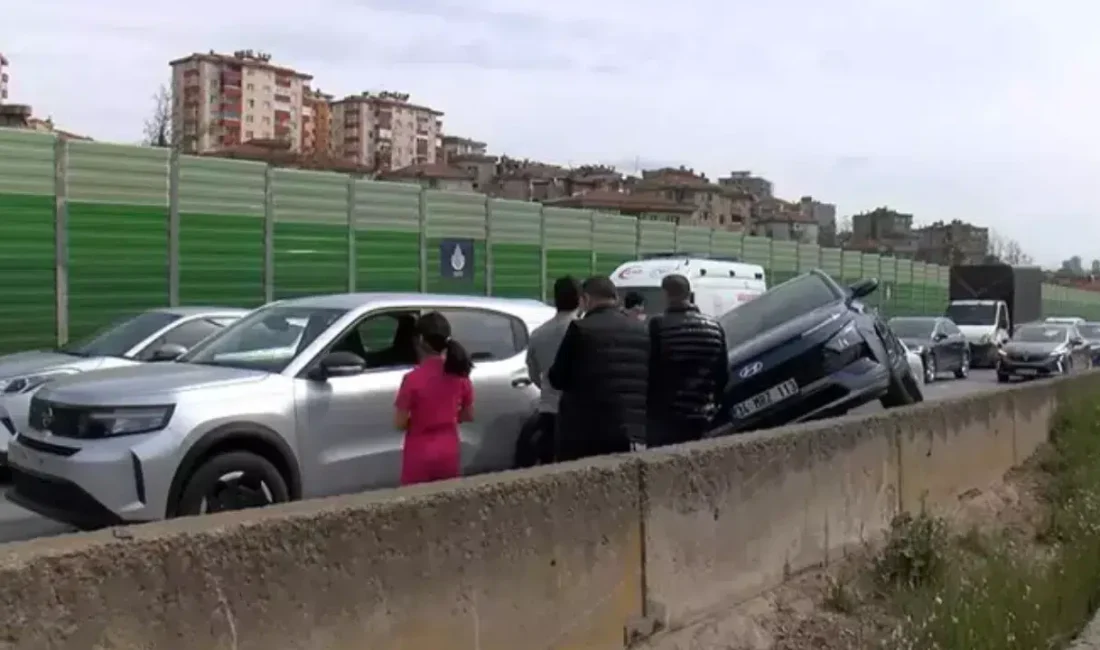 İstanbul’un en yoğun güzergahlarından biri olan Kartal TEM bağlantı yolunda
