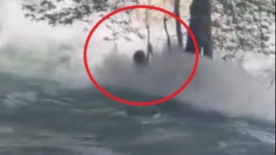 Mersin’in Tarsus ilçesinde serinlemek için Berdan Çayı’na atlayan 18 yaşındaki