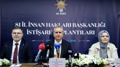 AK Parti Genel Başkan Yardımcısı Hasan Basri Yalçın, CHP’li Uşak