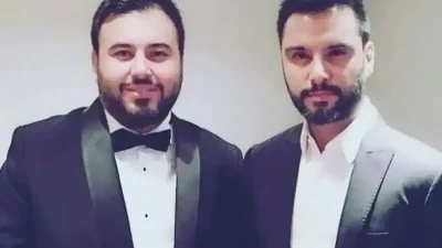 Ünlü şarkıcı Alişan koronavirüs nedeniyle kaybettiği kardeşi Selçuk Tektaş’ı unutmadı.