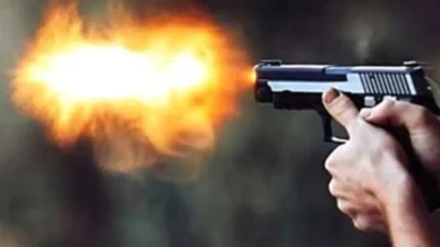 Eskişehir’in Odunpazarı ilçesinde aralarında husumet bulunan taraflar arasında çıkan silahlı