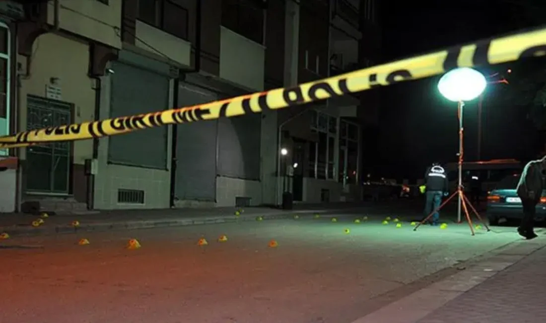 İstanbul Zeytinburnu’nda güpegündüz yaşanan silahlı saldırı mahalle sakinlerine korku dolu