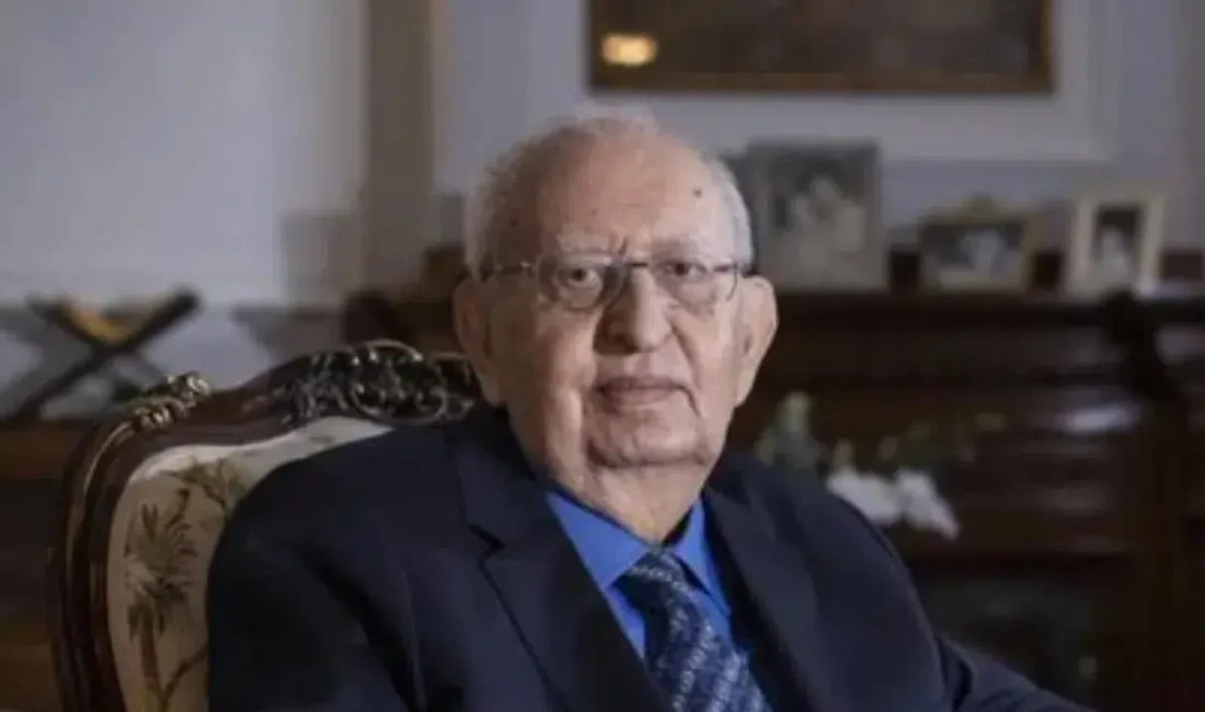 Türk siyasetinin duayen isimlerinden, eski TBMM Başkanı Hüsamettin Cindoruk 93