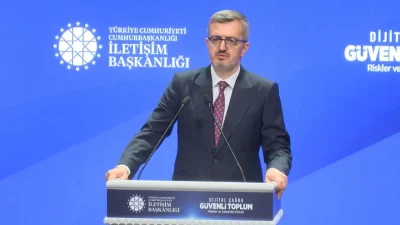 Cumhurbaşkanlığı İletişim Başkanı Burhanettin Duran, Dijital Çağda Güvenli Toplum Paneli’nde