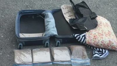 Şanlıurfa’da narkotik ekiplerinin gerçekleştirdiği yol uygulamasında durdurulan bir araçta yapılan