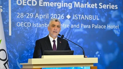 Ticaret Bakanı Ömer Bolat, küresel tedarik zincirlerinin en kritik halkası